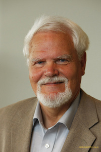 2208387579JonHoskuldsson