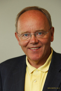 2804517899FridbertPalsson
