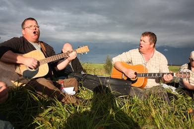 Gróðursetningarferð í Laugardælaeyju 17.8.2010